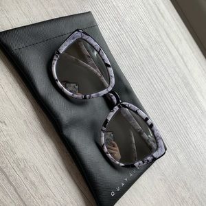 QUAY AUSTRALIA MARBLE SUNGLASSES